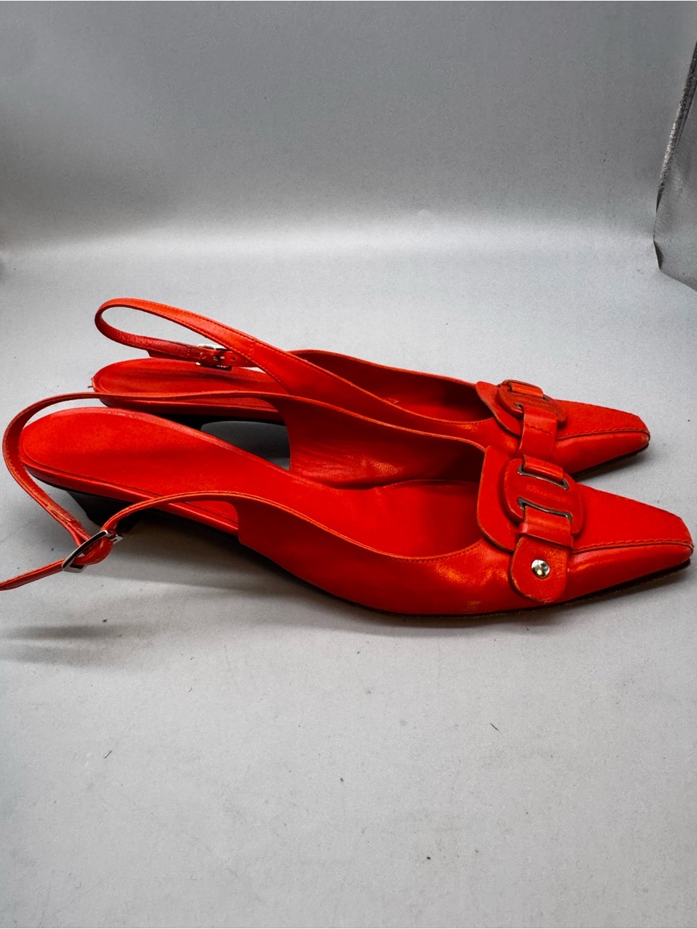 Salvatore Ferragamo Slingback Kitten Heel Pumps Womens 9 Red Leather - Picture 2 of 7